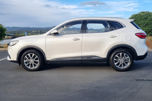 2024 MG HS Vibe 1.5 Petrol/7 Speed Auto SUV Image 5