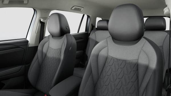 2026 Volkswagen Tayron R4 110TSI Life SUV image 9