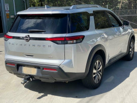 2022 Nissan Pathfinder R53 Ti SUV image 4