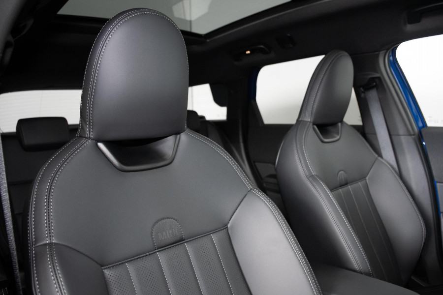 2026 MINI Countryman U25 JCW Favoured SUV