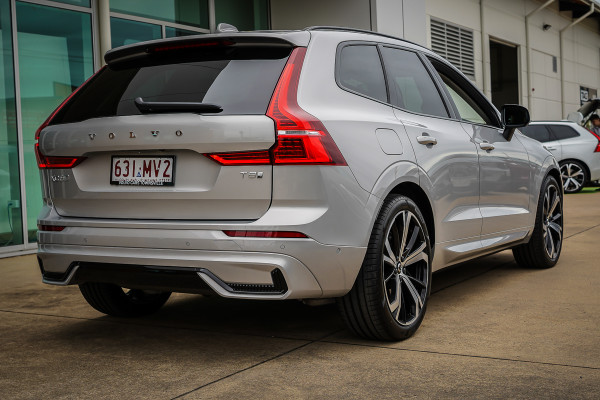 2025 Volvo XC60 UZ Ultra T8 Plug-In Hybrid SUV Image 4