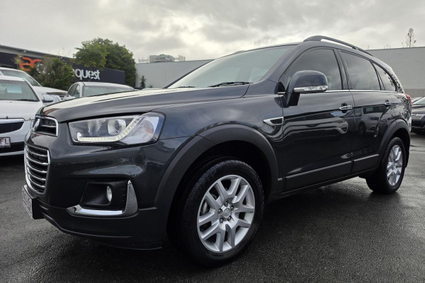 2017 MY18 Holden Captiva CG Active SUV Image 3