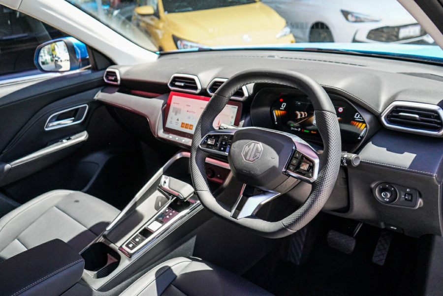2024 MY24.5 MG ZS ZS32 Essence Hybrid+ SUV Image 19