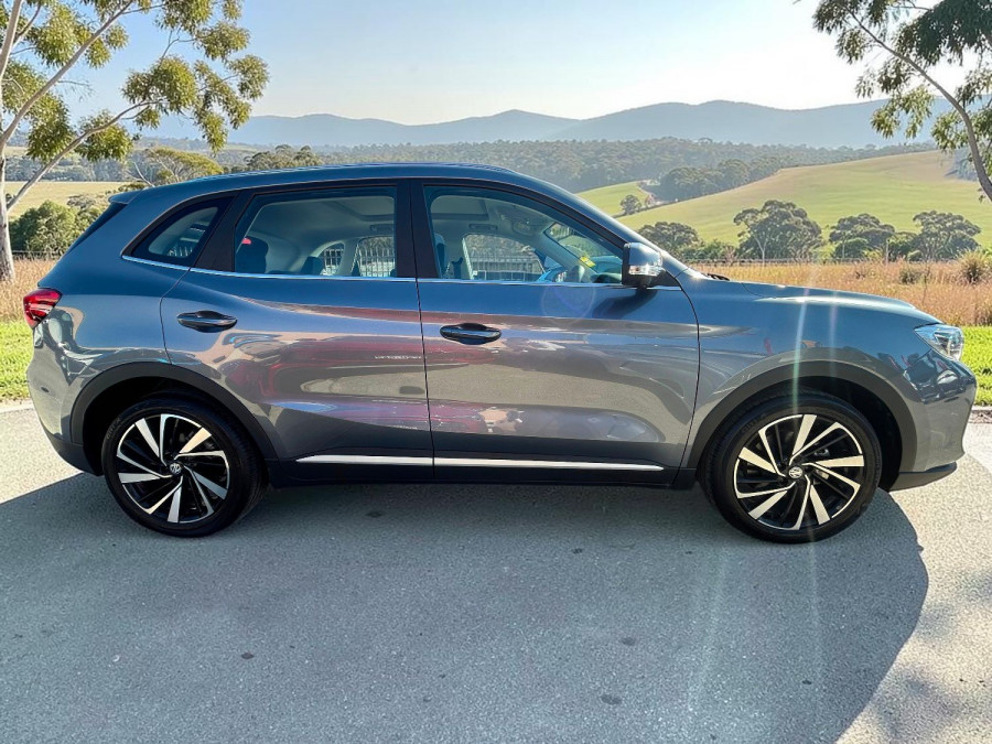 2025 MY25.5 MG ZS ZS32 Essence Turbo SUV Image 2