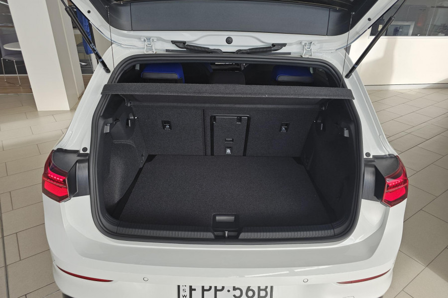 2024 Volkswagen Golf 8 R Hatch Image 8