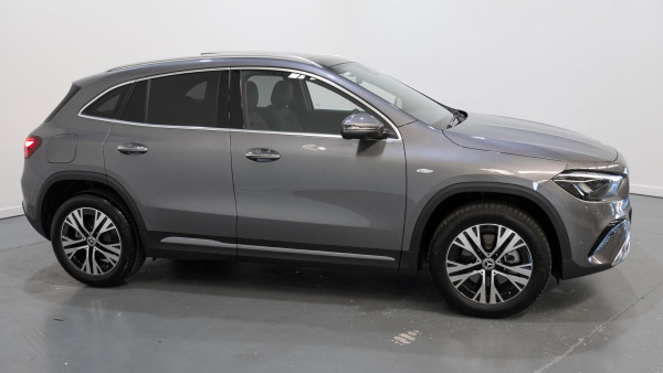 2026 Mercedes-Benz GLA-Class H247 GLA250 e with EQ hybrid technology SUV image 3