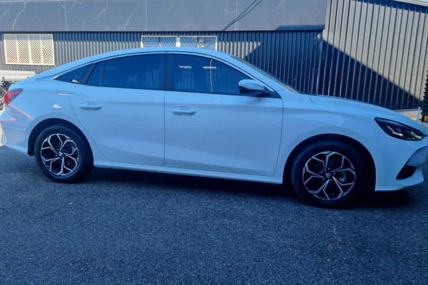 2023 MG MG5 AP32 Vibe Sedan Image 4