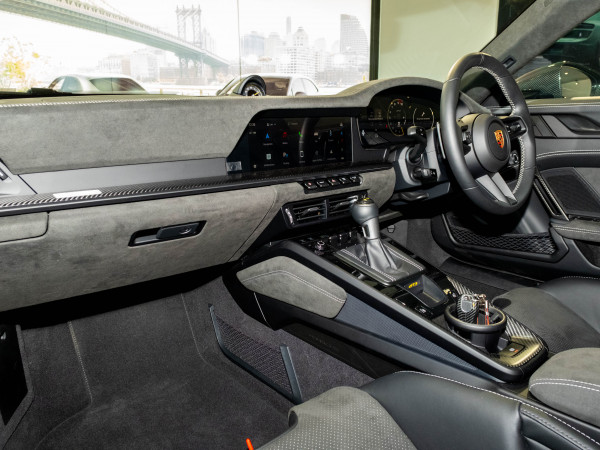 2025 Porsche 911 992 GT3 Coupe image 19