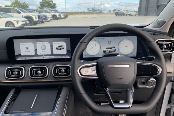 2025 Jaecoo J8 Track Wagon Image 18