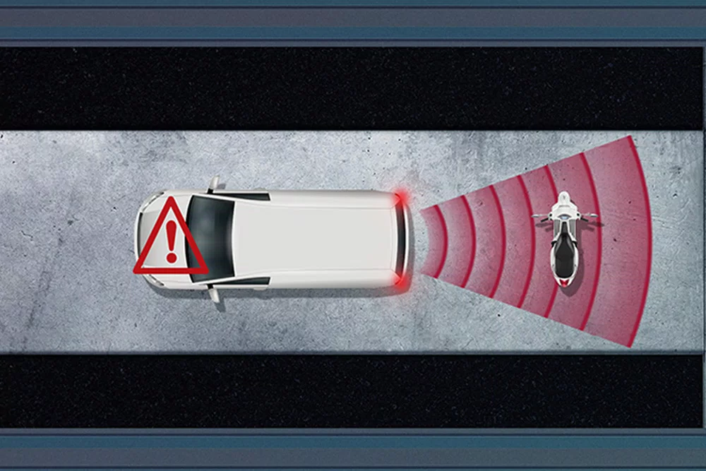 Rear Cross Traffic Alert1 Image