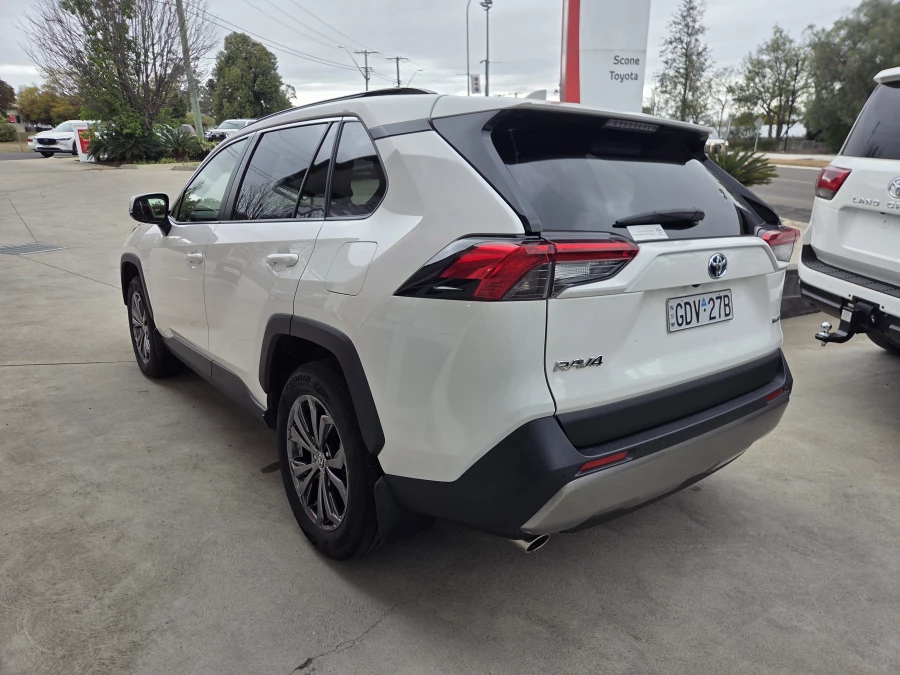 2021 Toyota RAV4 AXAH52R GXL SUV Image 4