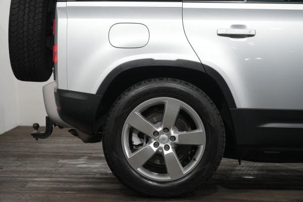 2022 Land Rover Defender L663 110 P400 SE 7 SEATER SUV Image 6