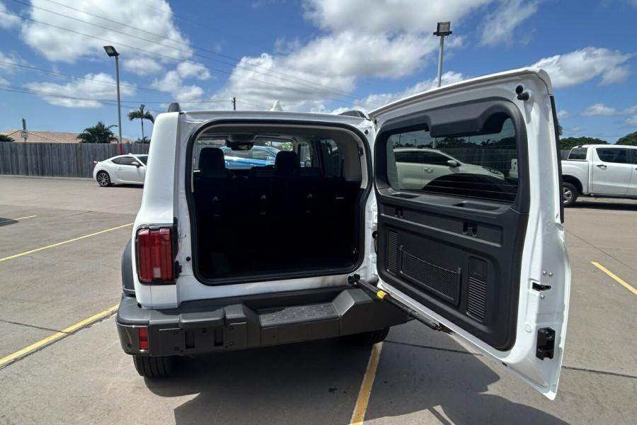 2025 GWM Tank 300 P01 Ultra SUV