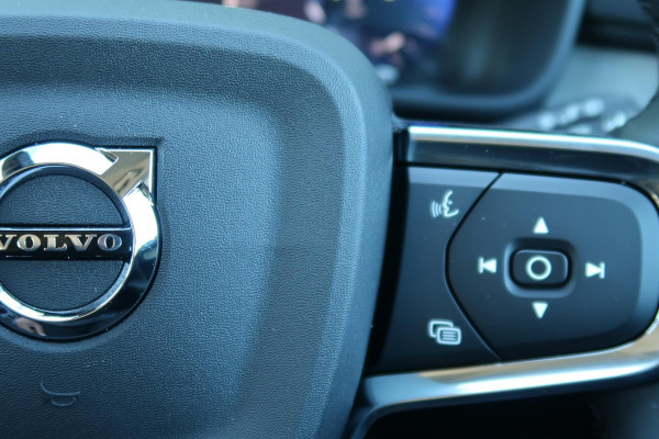 2025 MY26 Volvo XC40 XZ Plus B4 SUV Image 26