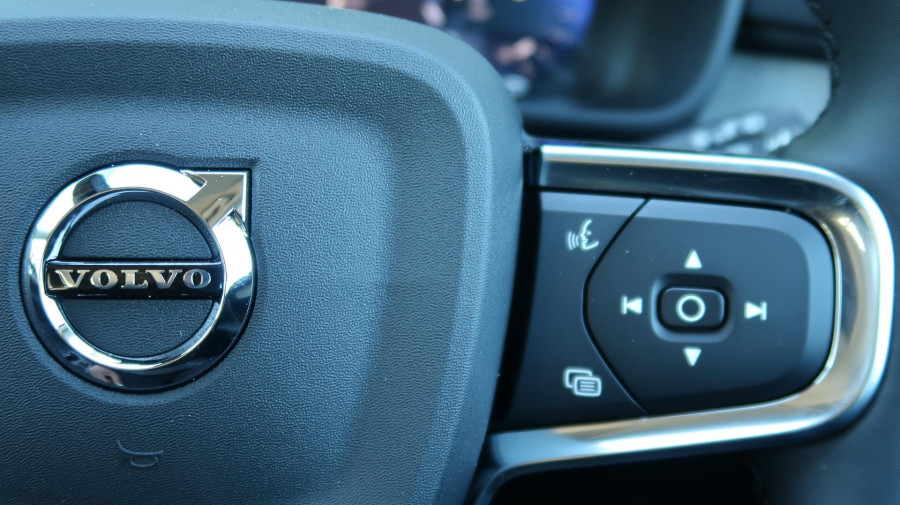 2025 MY26 Volvo XC40 XZ Plus B4 SUV Image 26
