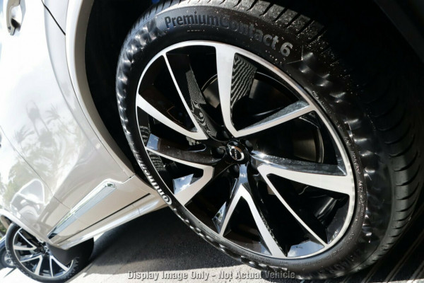 2024 MY25 Volvo XC90 L Series Ultra B6 Bright SUV Image 4