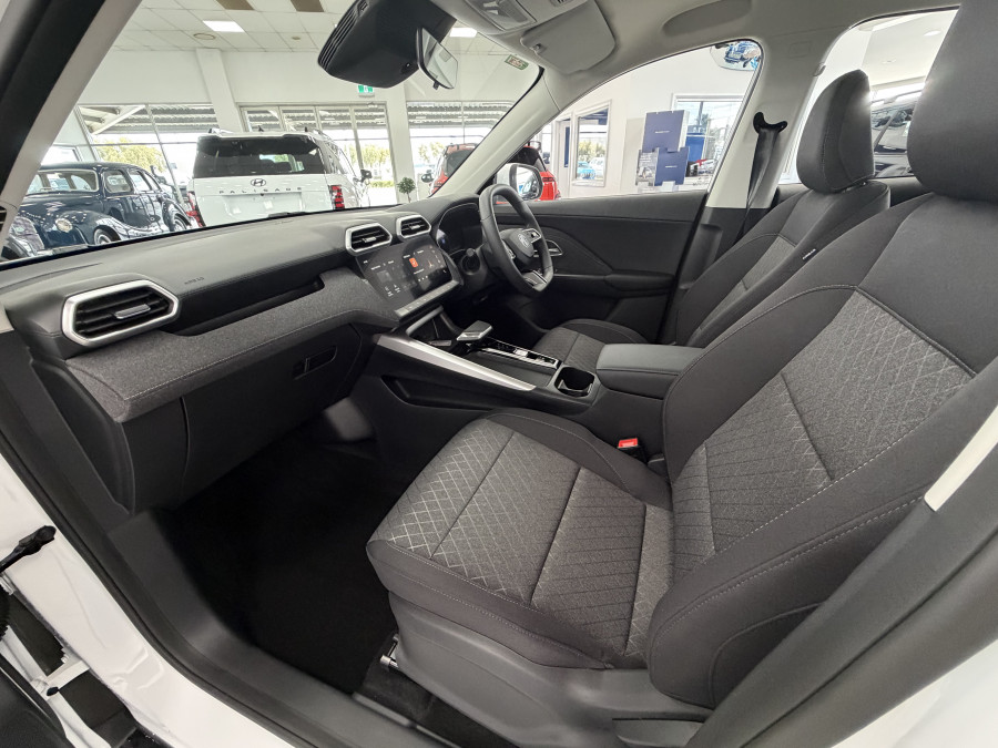 2026 MY26.5 MG ZS ZS32 Excite Hybrid+ SUV Image 17