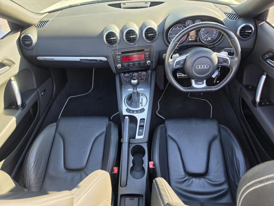 2009 Audi TTS 8J  Convertible Image 15