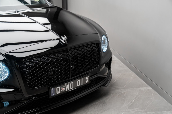 2025 Bentley Flying Spur 3S Speed V8 Sedan image 8