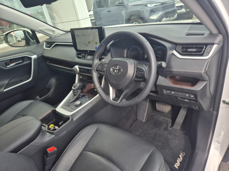 2025 Toyota RAV4 AXAH54R Cruiser SUV Image 17