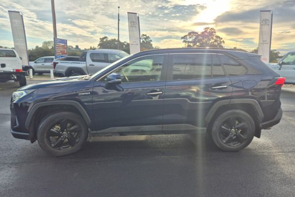 2021 Toyota RAV4 AXAH52R Cruiser SUV Image 6