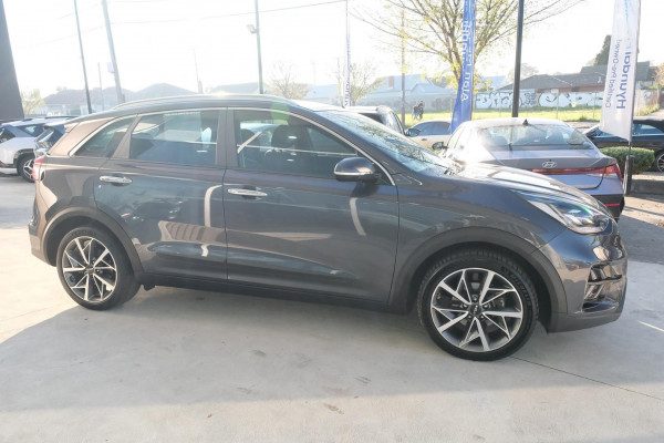 2021 MY22 Kia Niro DE Hybrid Sport SUV Image 5