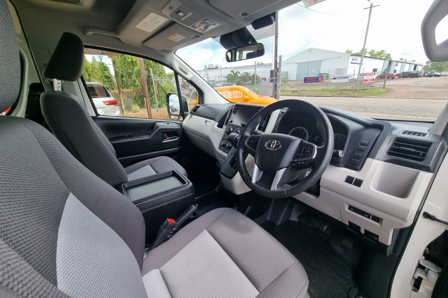 2022 Toyota HiAce GDH322R Commuter Bus Image 8
