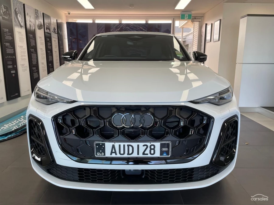 2026 MY25 Audi Q5 GU e-hybrid 270kW Hatch Image 7