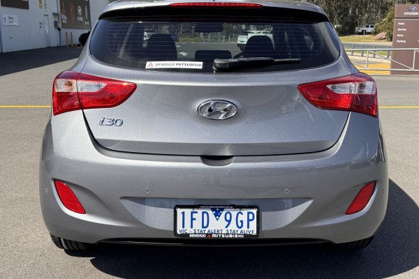 2015 Hyundai i30 GD2 Active Hatch Image 6
