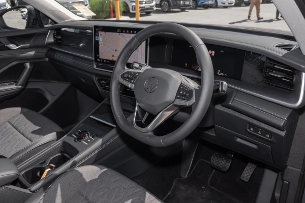 2025 MY26 Volkswagen Tayron R4 150TSI Life SUV Image 6