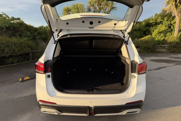 2025 MG ZS ZS32 Essence Hybrid+ SUV Image 6