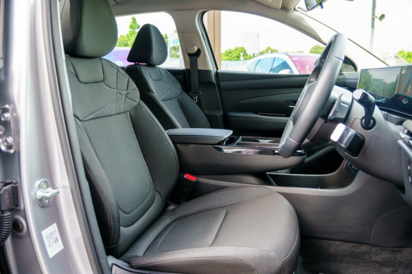 2026 Hyundai Tucson hybrid NX4.V4 BASE MODEL SUV Image 17