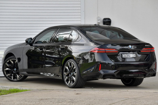 2025 BMW 5 Series G60 540d xDrive Sedan image 2