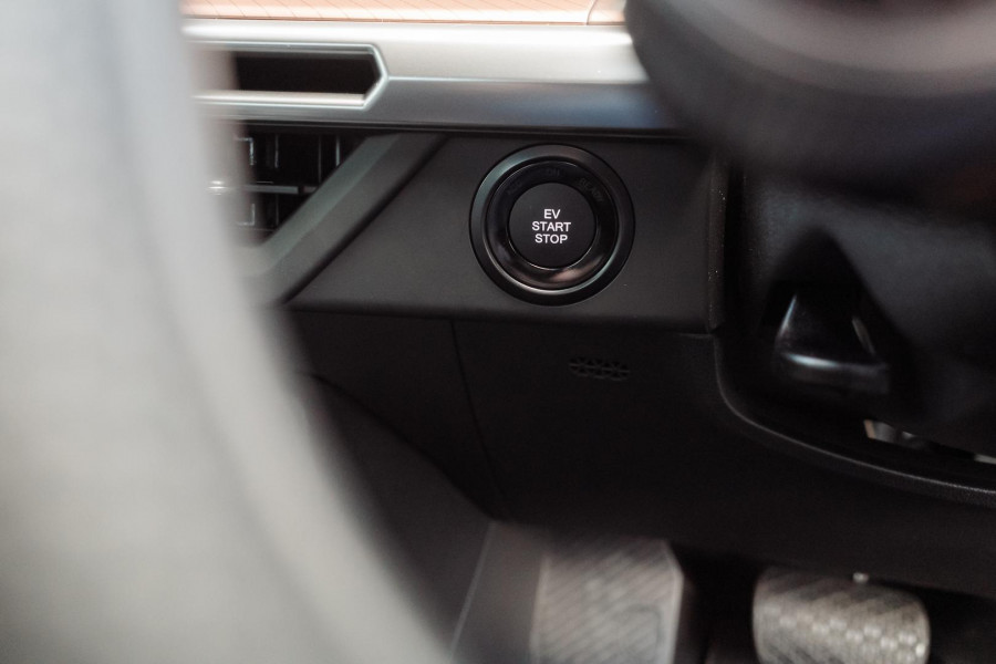 2026 KGM Musso O100 EV 2WD Ute Image 13