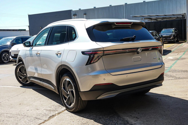2026 MG MGS5 EV ZS3EM Essence 62 SUV Image 5