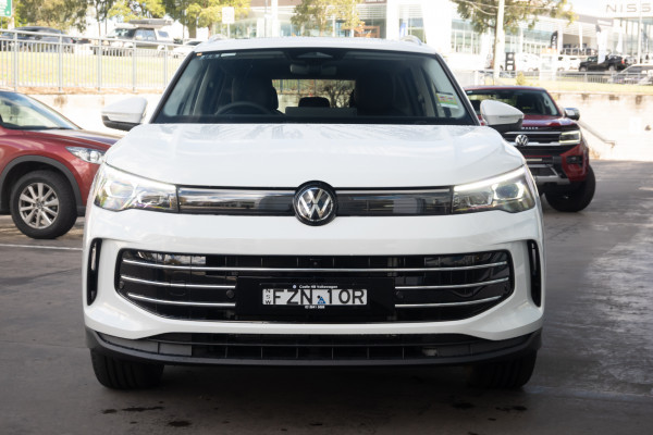 2025 MY26 Volkswagen Tiguan CT 150TSI eHybrid Elegance SUV image 4