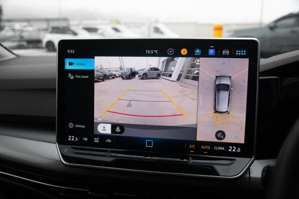 2025 MY26 Volkswagen Golf 8.5 110TSI Style Hatch image 15