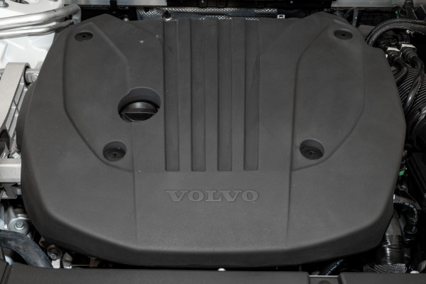 2025 MY26 Volvo XC90 L Series Ultra B5 Dark SUV Image 25