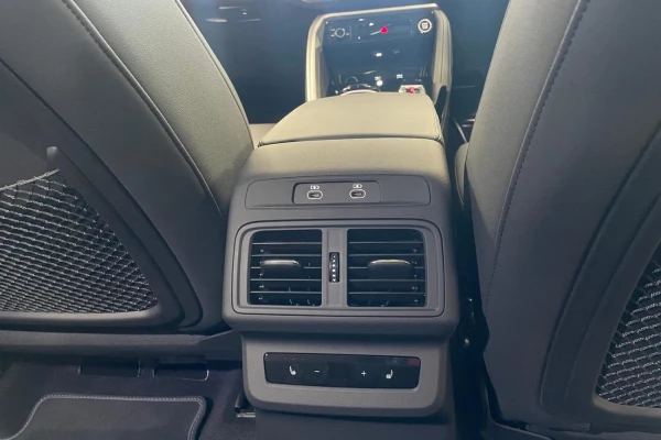 2025 MY26 Audi Q7 4M TDI 170kW SUV Image 26