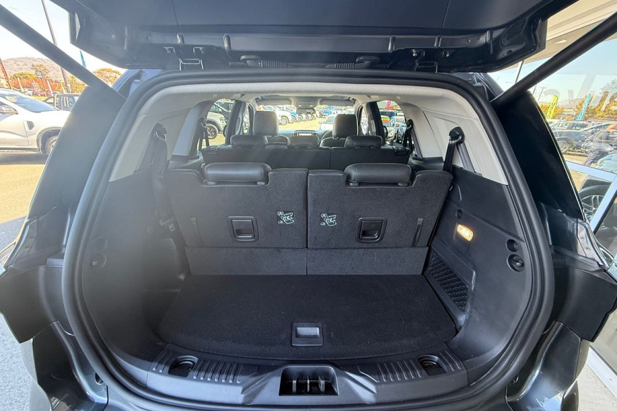 2024 MY24.5 Ford Everest P704 Trend SUV Image 6