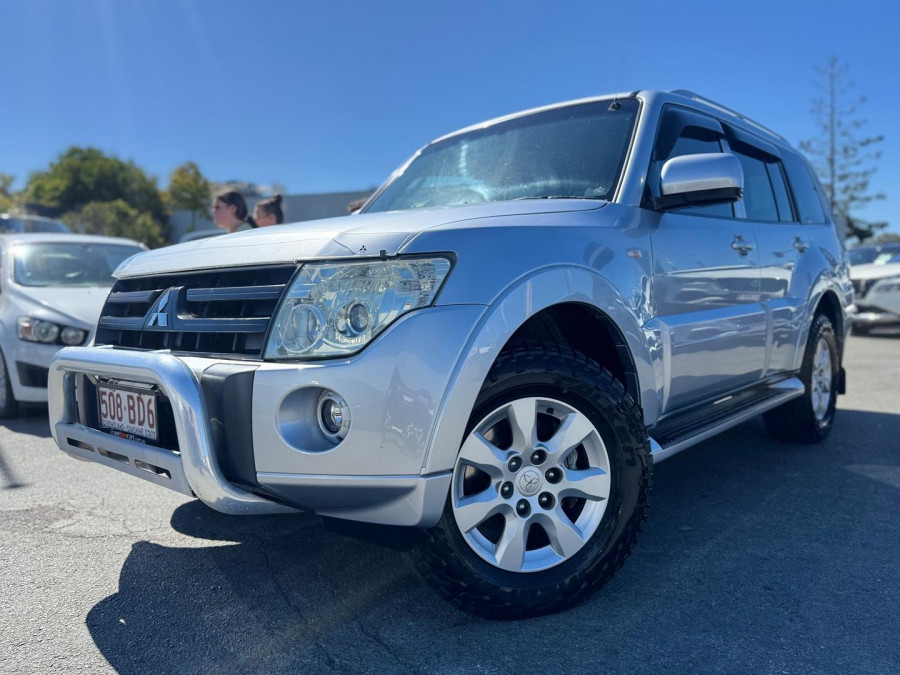 2010 Mitsubishi Pajero NT GLX SUV Image 2