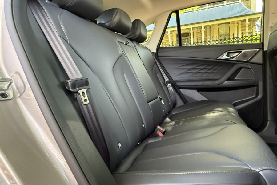 2024 MG HS SAS23 Essence SUV Image 20