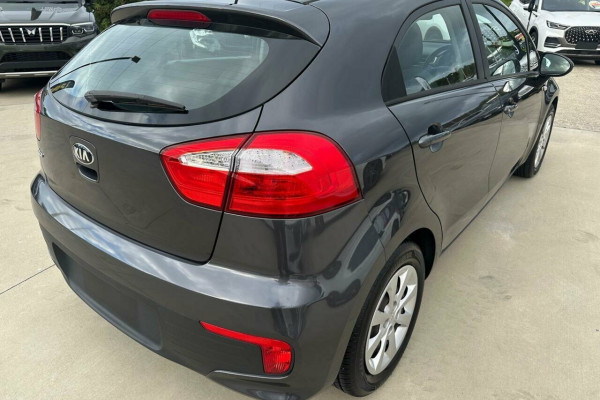 2016 Kia Rio UB S Hatch
