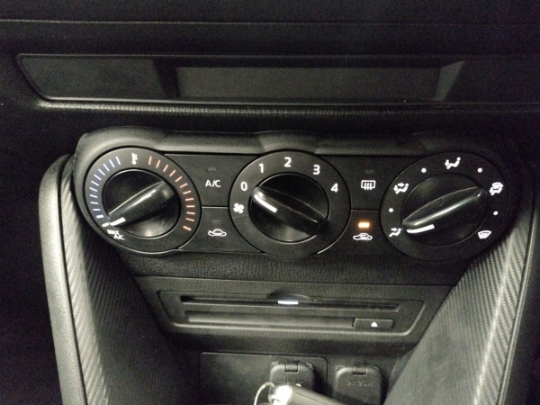 2016 Mazda 2 DJ Series Neo Sedan image 15