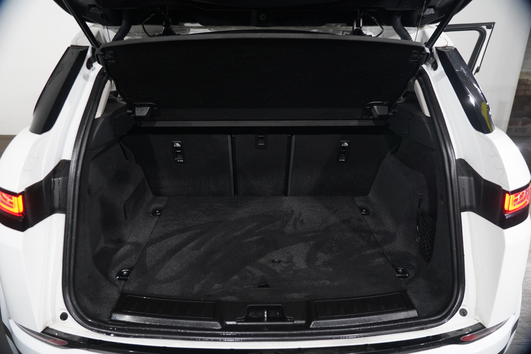 2019 Land Rover Range Rover Evoque Evoque P200 S (147kw) SUV Image 26