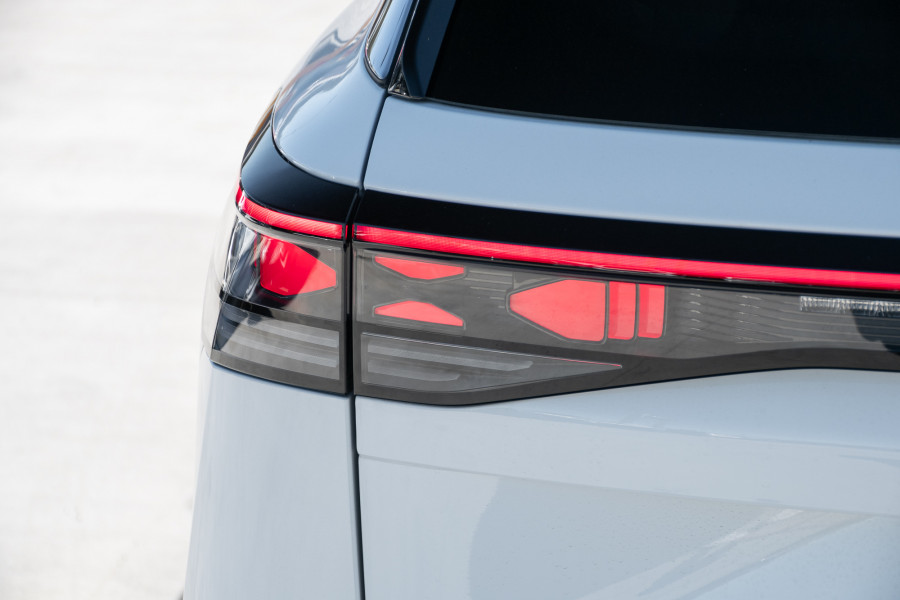 2025 MY26 Volkswagen Tayron R4 195TSI R-Line SUV