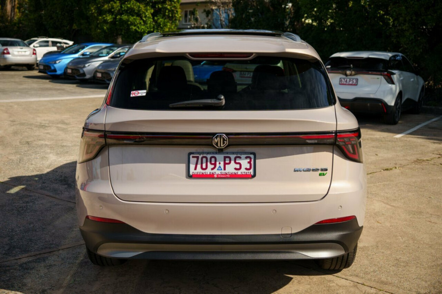2025 MG MGS5 EV ZS3EM Essence 62 SUV Image 3
