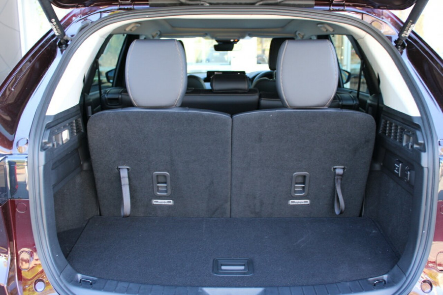 2025 Mazda CX-80 KL G40e GT SUV Image 19