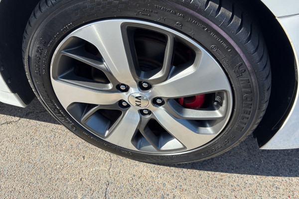 2016 Kia Optima JF GT Sedan Image 10
