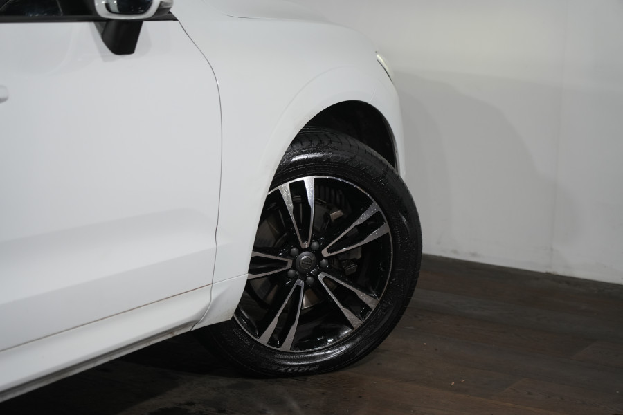 2019 Volvo XC60 UZ D4 Momentum SUV Image 11